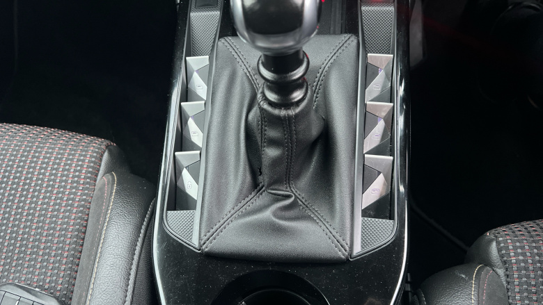 DS 3 Crossback 1.2 PureTech Performance Line 5dr Petrol 